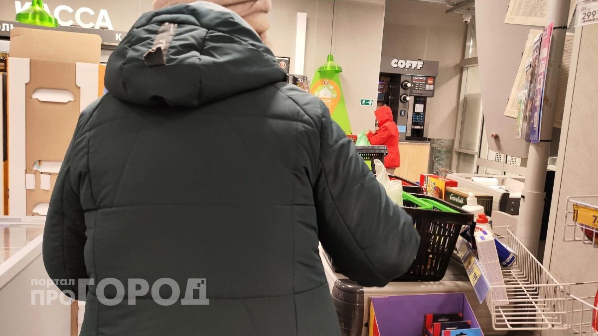 Отказ от оплаты по QR коду сохранит ваши деньги: узнайте почему кассиры так настойчиво просят этот метод