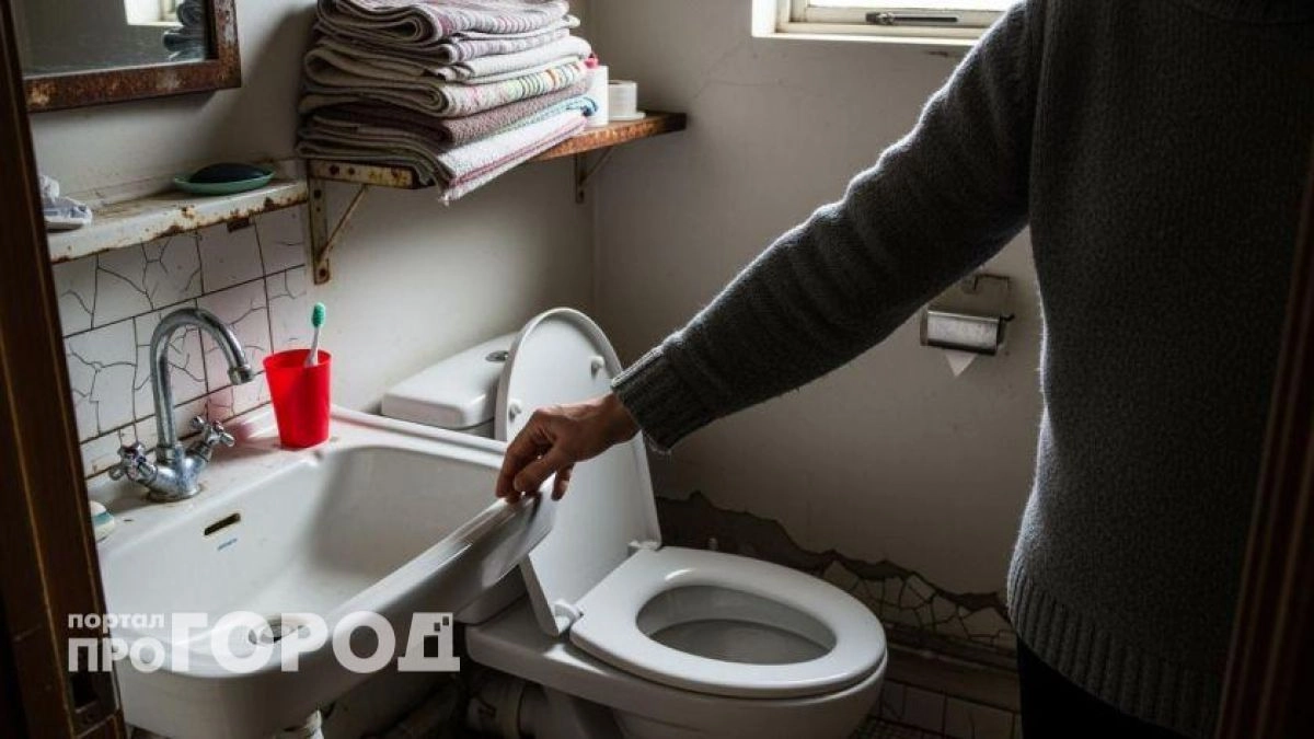 Готовьтесь к огромным счетам за ремонт: почему привычка смывать туалетную бумагу разрушает вашу канализацию