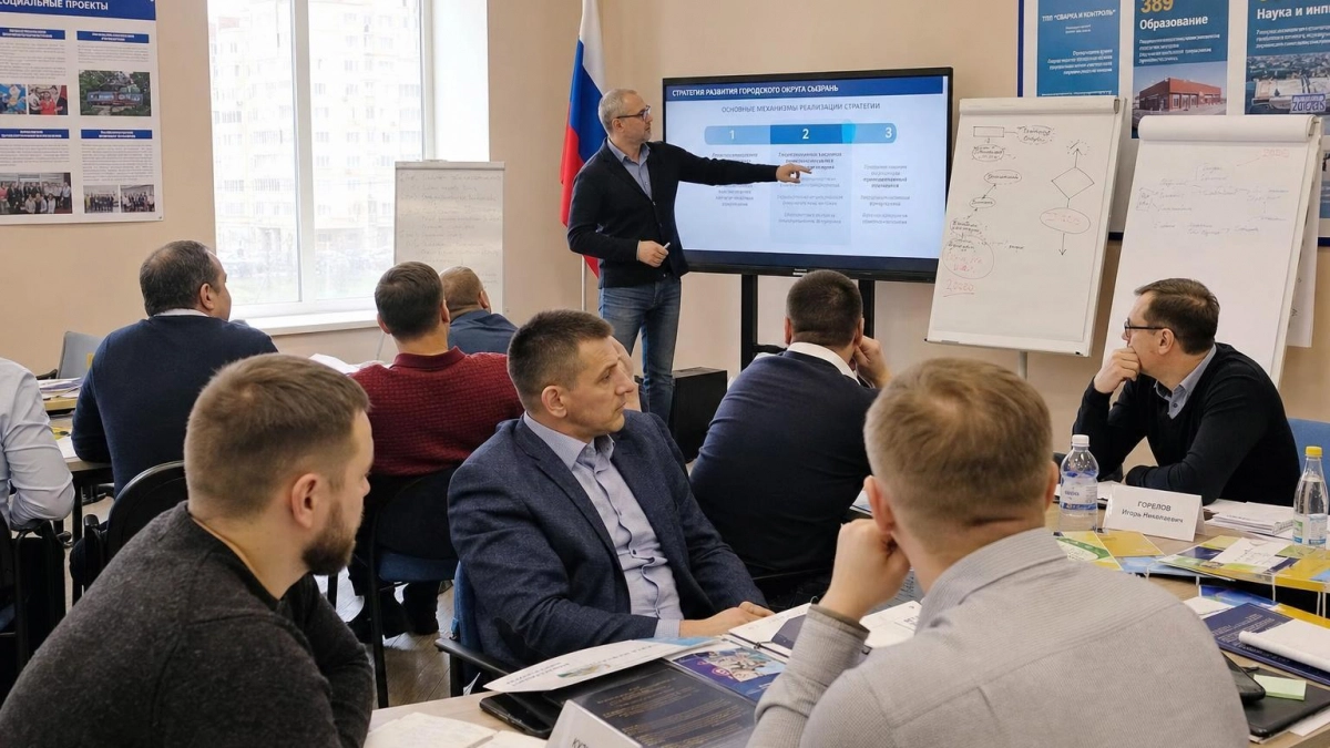 Путин встретился с выпускниками «Времени героев» и вручил награды