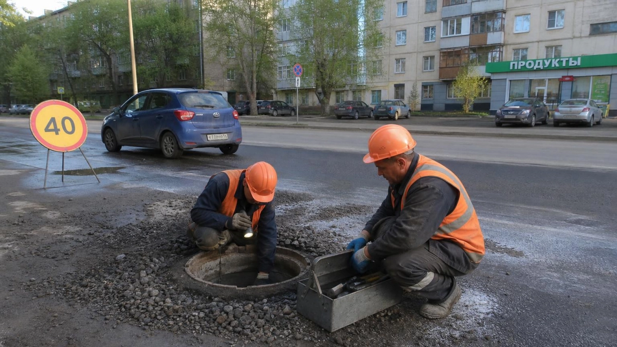 Водоканал завершил ремонт на перекрёстке в Рыбинске, но асфальт не вернул