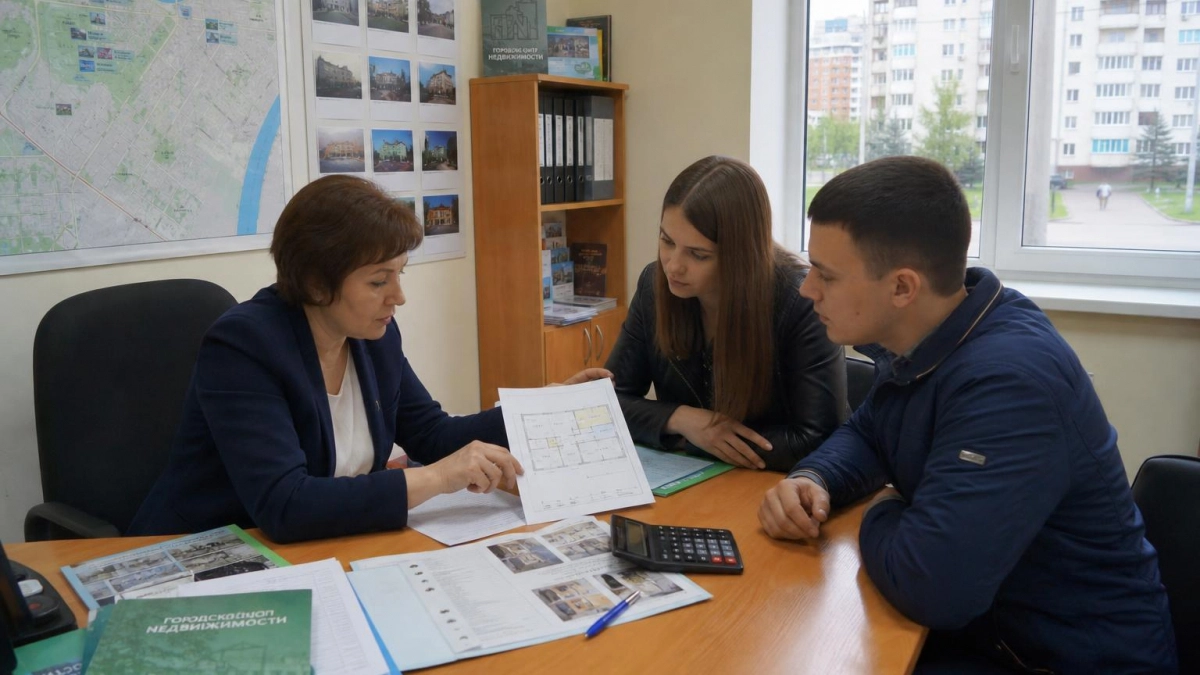 Лжериэлтор из Рыбинска присвоила 3,6 млн рублей и попала под стражу