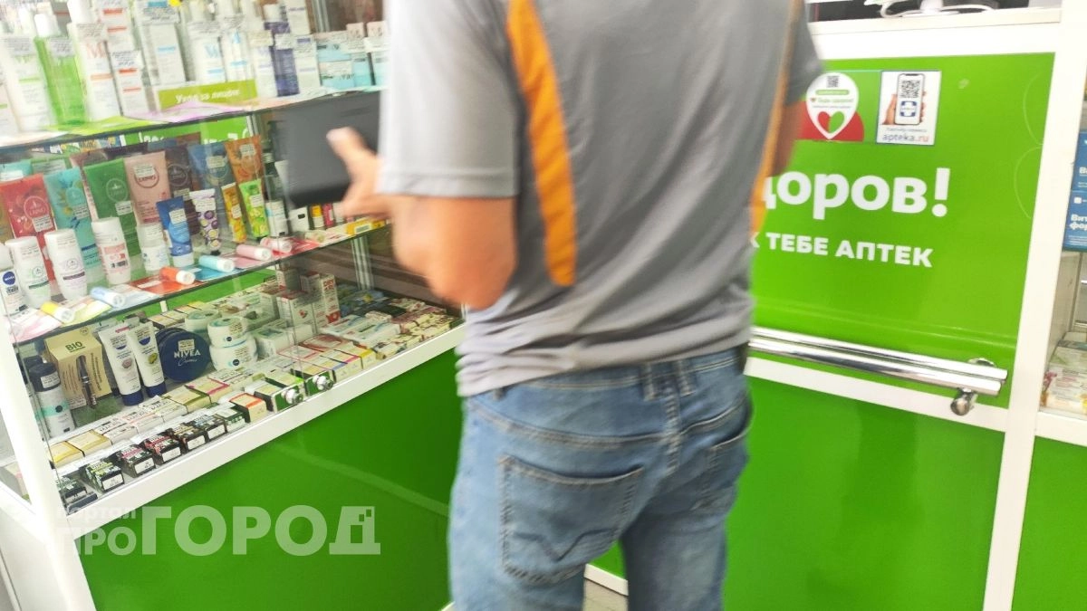 Забудьте про дорогие репелленты: наношу этот аптечный копеечный состав на одежду и забываю про клещей на весь день