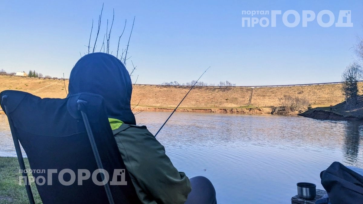 Природа молчит перед катастрофой: один звук на берегу водоема должен заставить вас бросить всё и уйти