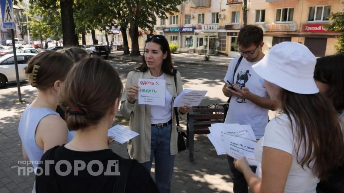 Вы выглядите нелепо в любой беседе: уберите эти 9 слов из своей лексики чтобы стать собеседником выше уровнем