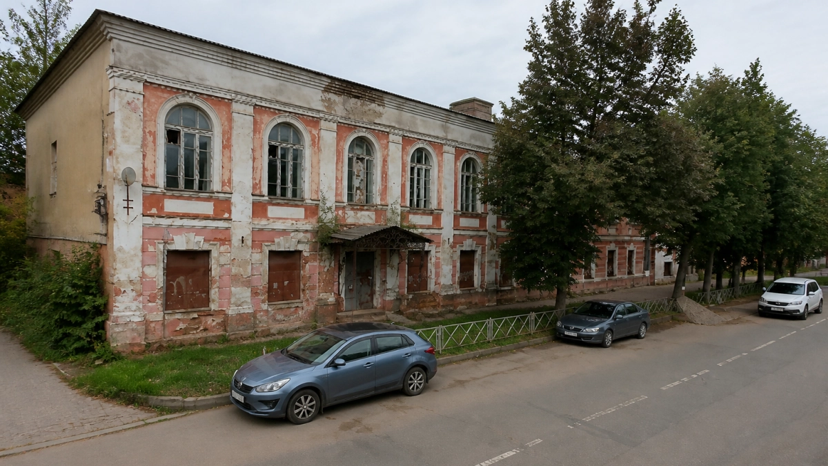 Мариинскую гимназию в Рыбинске вновь выставили на торги за 1 рубль