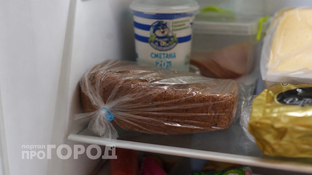Хватит портить продукты в холодильнике: эксперты объяснили почему хлеб лучше хранить совсем иначе
