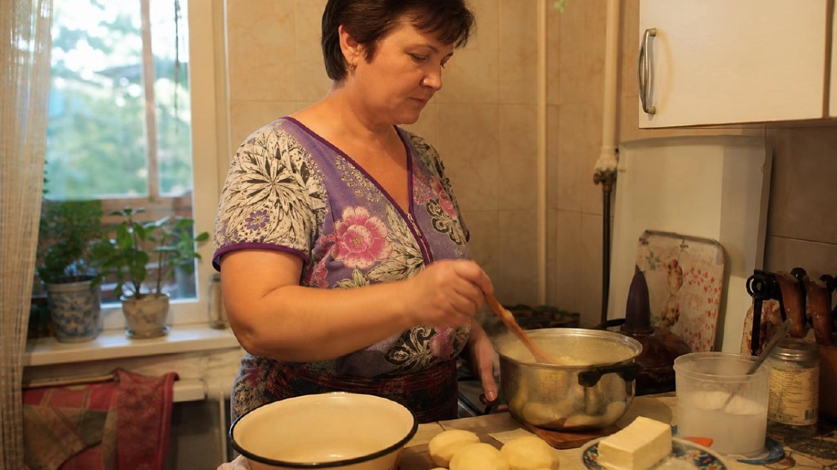 Забудьте про блендер и холодное молоко: как приготовить пюре идеальной текстуры всего за пару простых шагов