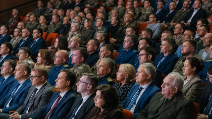 Пять ветеранов из Ярославской области приехали на форум «Вместе победим» в Москву